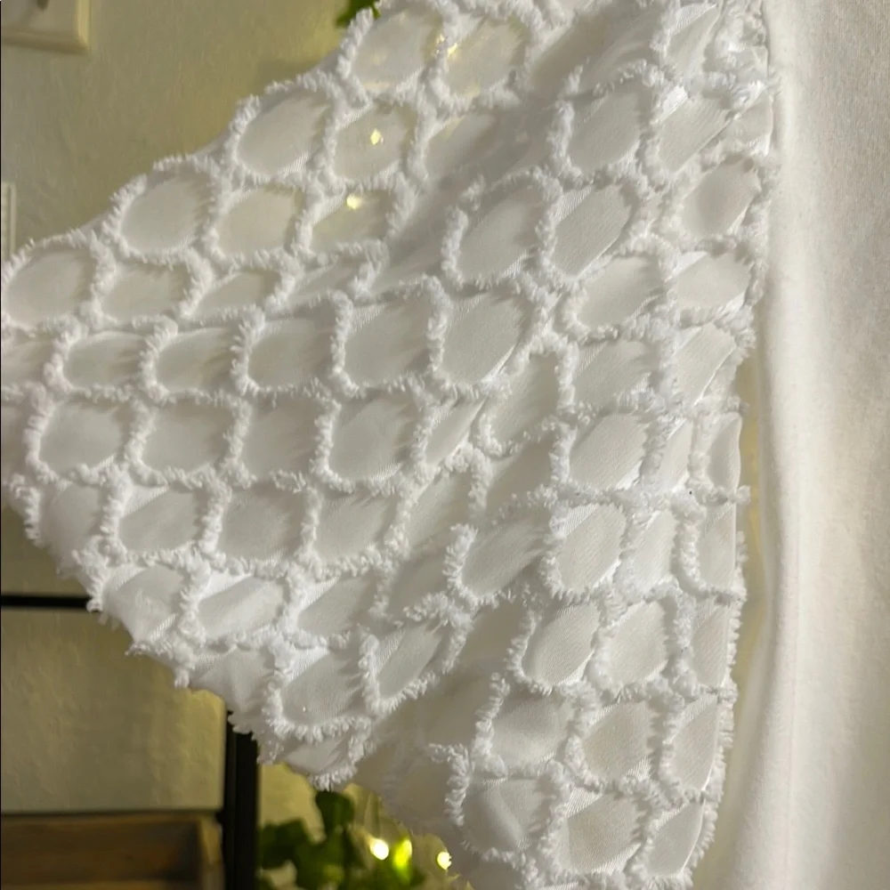 Ontwelfth White Puff Sleeve Ruffled T-Shirt
